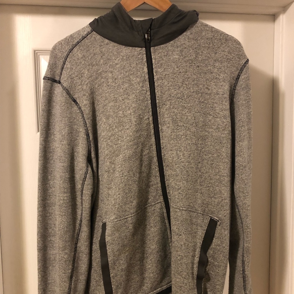 Men’s Lulu zip up hoodie